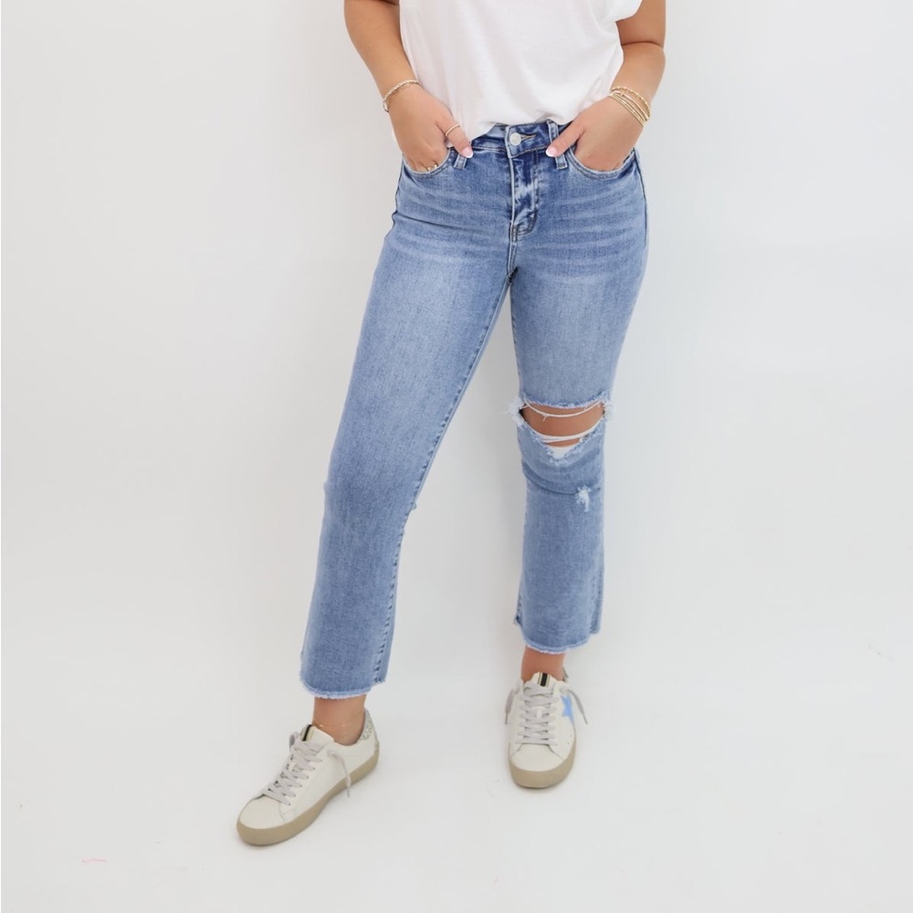 VERVET BELLA HIGH RISE KICK FLARE JEANS SIZE 28 NWT
